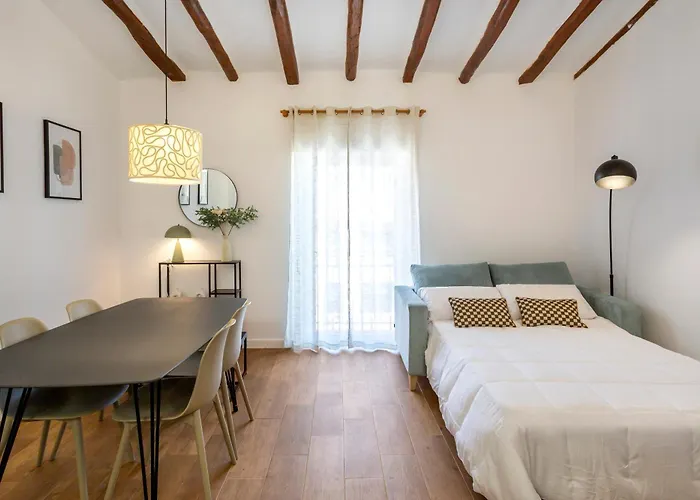 Vintage & Modern Old Town Alcoy