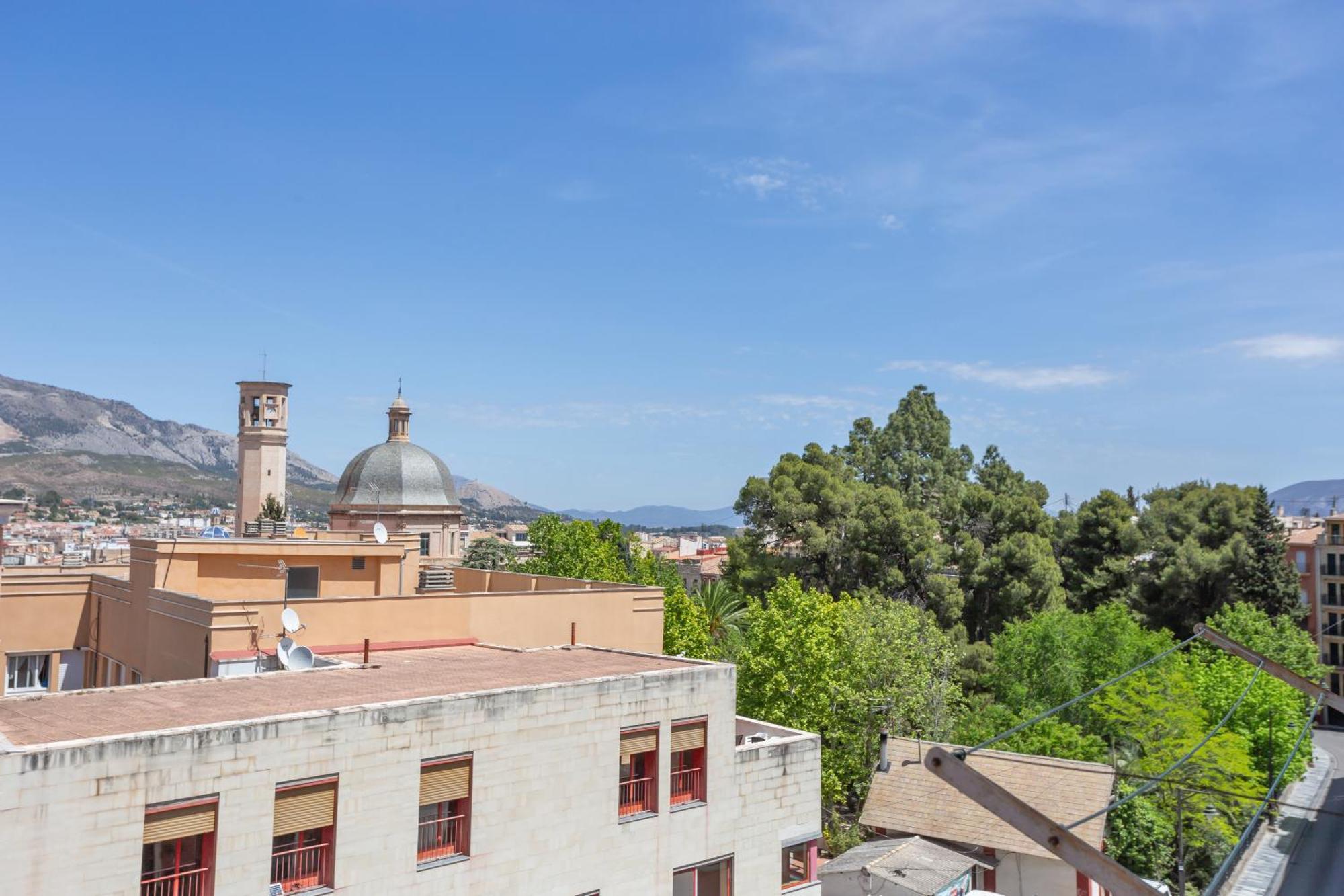 Vintage & Modern Old Town Apartment Alcoy